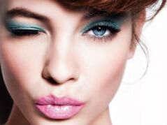 hoe u de gezichtshuid thuis kunt verjongen